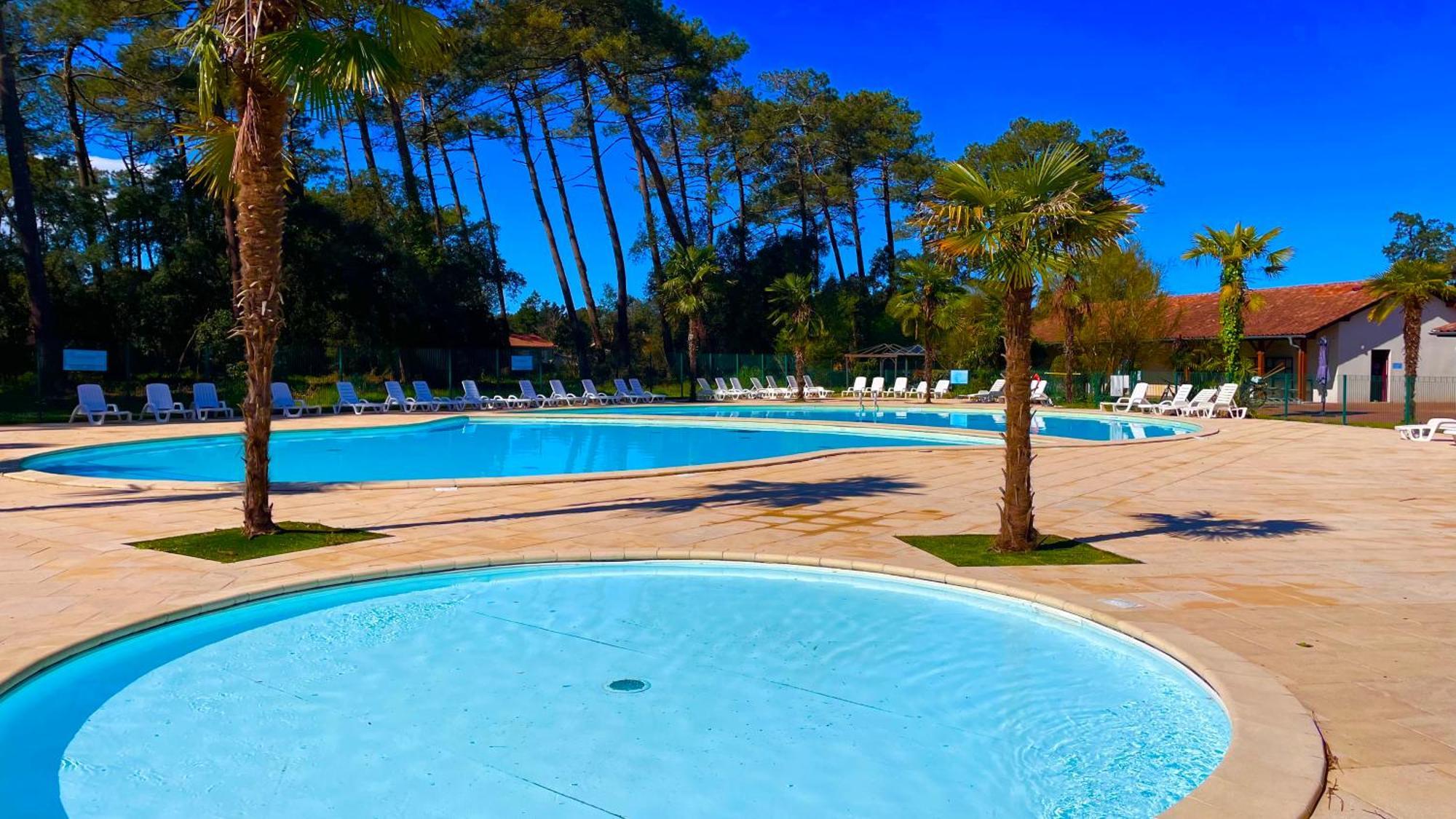 Chalet Paisible A La Plage, Piscine Et Tennis Ondres Exterior photo